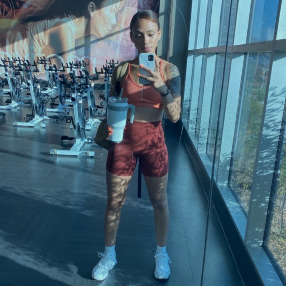 Meet your Posher, Alyssa